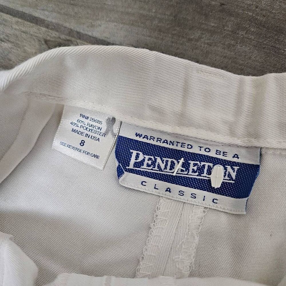 Pendleton White Shorts - Picture 5 of 7